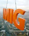 13 Migros-Logo, Redesign: Wirz Corporate, dreidimensionale Identity: Formpol AG, Montage auf de…