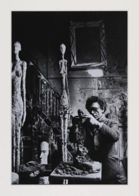[Alberto Giacometti in seinem Atelier, Rue Hippolyte Maindron, Paris, 1960]