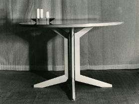 Tischsystem - Tisch (Prototyp) mit Berger's Kerzenständer