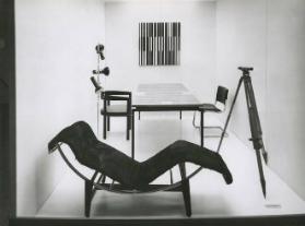 Ausstellung "Swiss Design" in London 1957 - White Cube mit Chaiselongue