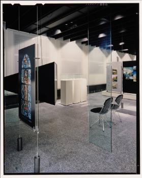 Ausstellungsraum der Glas Trösch AG in Bützberg