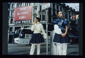 PARTA  "Hochzeitskleid" ; Bild A ; Ausstellungsgestaltung , Fotostrecke B (2 Outfits blau auf w…