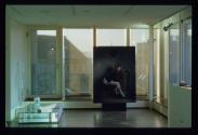 Grossmutters SCHOKOLADEKUCHEN ; Bild 2 ; Ausstellungsgestaltung ; Vitrine und Foto (Styling)
…
