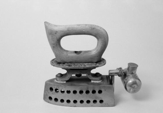 Spiritus-Bügeleisen, Reisebügel