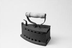 Kohlen- oder Glühstoffeisen