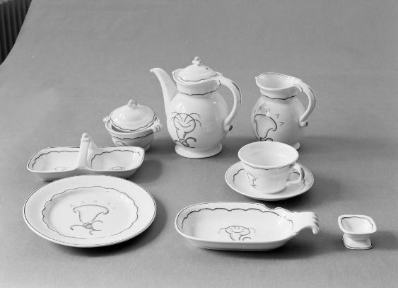 Tafelservice: Tasse mit Untertasse
