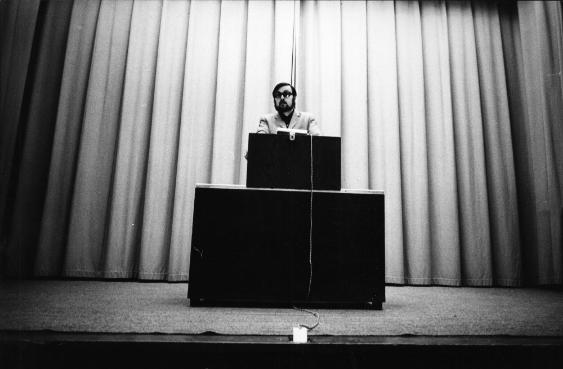 Harald Szeemann (vermutlich Veranstaltung in der Kunsthalle Bern)