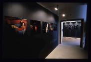 fascinating black  ; Ausstellungsgestaltung : Blick in showroom Quer A


