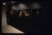 black beauty ; Ausstellungsgestaltung ; Installation mit Styling-Fotostrecke




