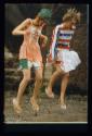 Gimme Shelter Civil Distur bance - Or how Political can Fashion be? ; Fotostrecke der Kollektio…