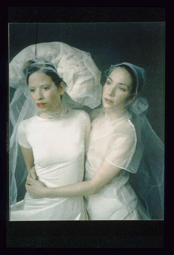 Lichtgestalten und Schattengewächse ; Ausstellungsgestaltung Projektion und 6er Fotostrecke 
