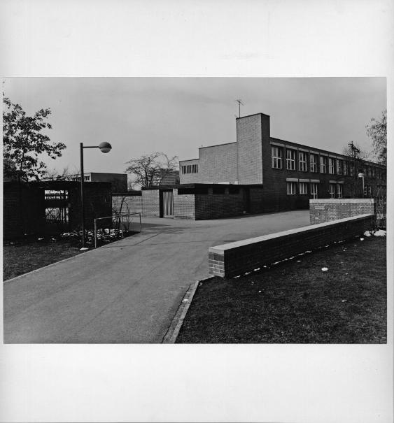 Architekturfotografie Schulhaus Auhof