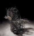 07: Parker, 2006. Design: Forrest Myers, Stahldraht, schwarz oxidiert Barbed wire, black oxidiz…