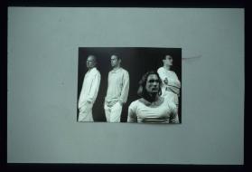 Strick und Jersey in der Männerbekleidung ; Fotostrecke s/w  B Gruppenaufnahme




  


