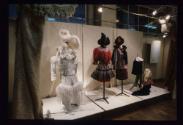 Kollektion 'les Privilèges' ; Ausstellungsgestaltung : Korridor 4. Stock HGKZ