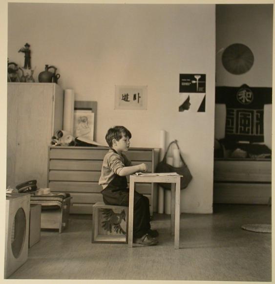 Reportage über die Atmosphäre bei W. Bischof + , Markus Bischof im Kinderzimmer