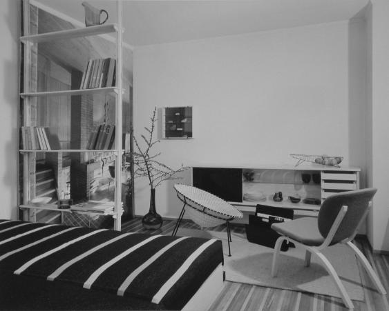 Reportage über die Wohnhilfe, Oberdorfstr. Zürich. Innenansicht, Studio