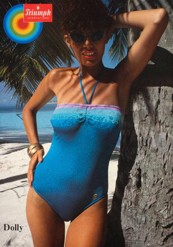 Triumph International - Dolly