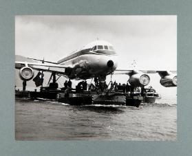 [Transport der Convair CV 990 Coronado]