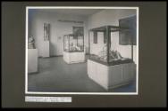 Neuerwerbungen des Museums 1924-1930, Ausstellungsgestaltung (Wegltg. 92)