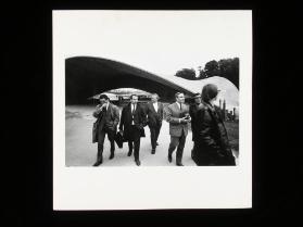 Lehrer der Kunstgewerbeschule besuchen die Expo 1964 in Lausanne