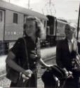 Exkursion 1943 - VII ; Rotraud Lehmann und Schülerin der Fotoklasse