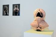 Neue Masche – Gestrickt, gestickt und anders, Ausstellungsgestaltung