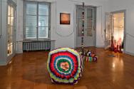 Neue Masche – Gestrickt, gestickt und anders, Ausstellungsgestaltung