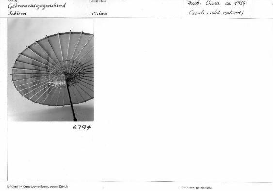 Gebrauchsgegenstand, Schirm / China