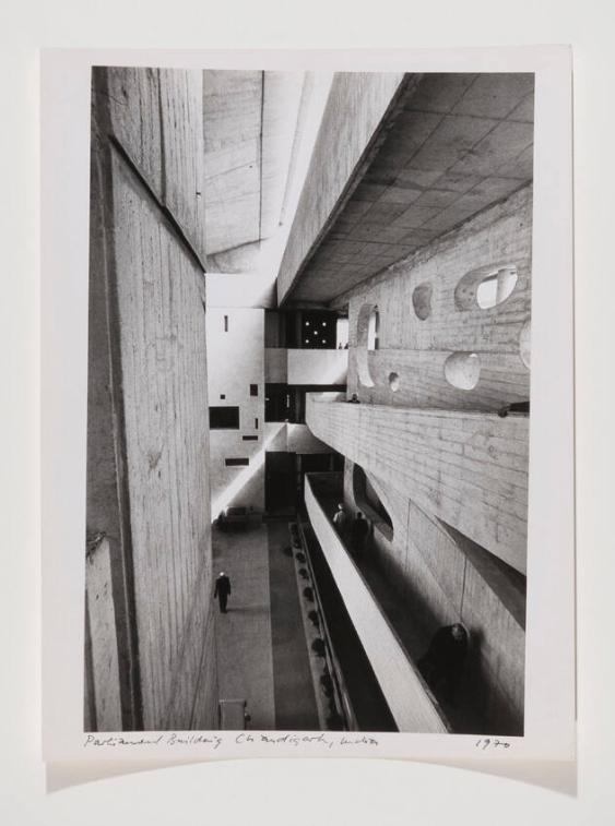 [Parlamentsgebäude in Chandigarh, Indien]