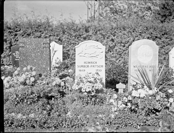 Friedhof und Grabmal
