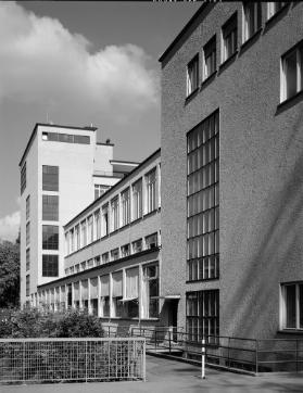 Hochschule für Gestaltung und Kunst, Bibliothekstrakt, Nord-West-Ansicht
