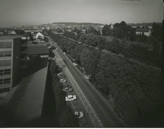 Sihlquai, vom Schultrakt der Kunstgewerbeschule aus Richtung Norden aufgenommen