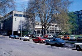 Kunstgewerbeschule und Kunstgewerbemuseum Zürich, Hauptgebäude