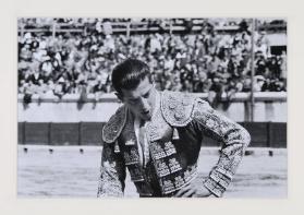 [Picasso in der Stierkampfarena von Nîmes, Frankreich, 1957]