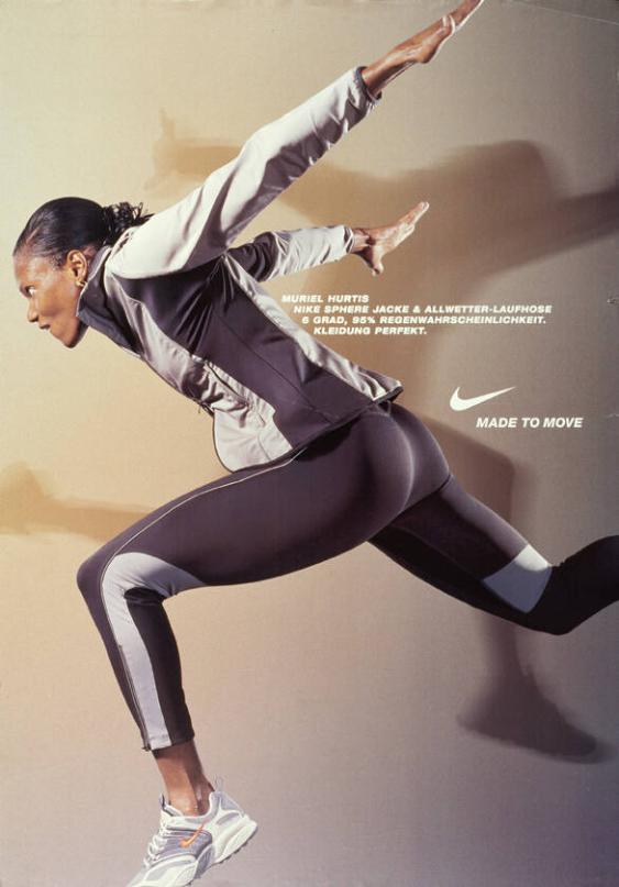 Made to Move - Muriel Hurtis - Nike Sphere Jacke und Allwetter Laufhose 6 Grad,
95 % Regenwahrscheinlichkeit Kleidung perfekt.

