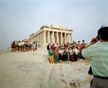 14 Martin Parr, Griechenland, Athen, Die Akropolis, 1991,
aus der Serie Small World, © Martin …