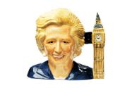 Objekte: 16 Martin Parr, Margaret Thatcher Teekanne, © Sammlung Martin Parr