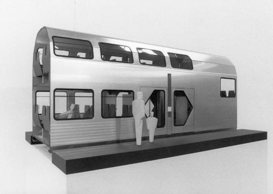 Ausschnitt aus einer doppelstöckigen S-Bahn Zugskomposition (Modellaufnahme)