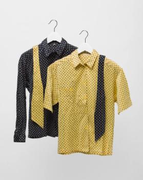 Oberbekleidung mit Foulard von Akris