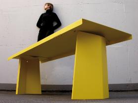7 PALLAS, Tisch, Stahlblech, 2003, ClassiCon, © Konstantin Grcic