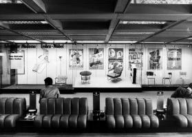 Kunstvitrine Transitlounge Terminal B (Flughafen Zürich)