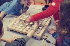 twoBytes. Ein spielerischer Einstieg in die Programmierlogik und deren Begrifflichkeiten