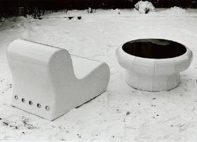 Soft Chair und Soft Table im Schnee