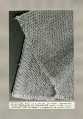 Werkstattarbeiten und Zeichnungen der Gewerbeschule der Stadt Zürich, Kunstgewerbliche Abteilung 
