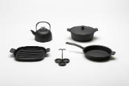 12 Jasper Morrison, Palma Cast Iron Kitchenware, Oigen, 2013, photo: Japan Creative photo by Na…