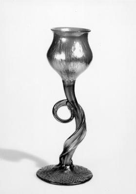 Vase in Tulpenform
