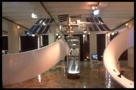 All Design - Leben im schwerelosen Raum. Gewidmet Stanley Kubrick und Arthur C. Clarke
