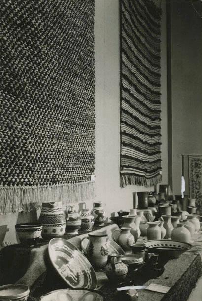SWB-Ausstellung in Bern - Handwebereien und Keramik