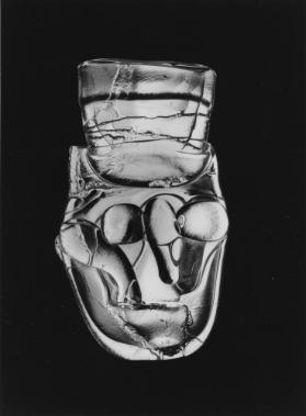 Relief aus zwei Schüsseln